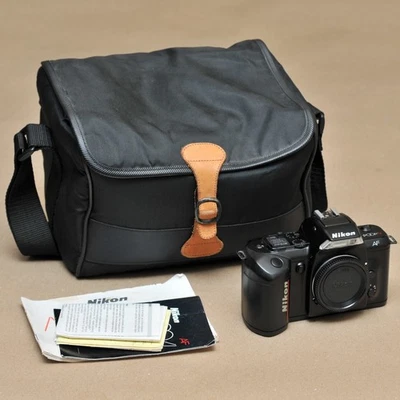 Nikon N4004 F-401 AF enfoque automático 35 mm montaje F película SLR cuerpo de cámara solo con bolsa Foto 1 de 4