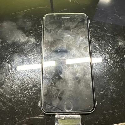 Apple iPhone 8 - 64 GB - Gris espacial (Desbloqueado) Foto 1 de 4