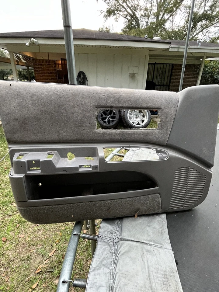 Paneles de puerta Chevrolet Caprice/ImpalaSS 91-96  Foto 1 de 4