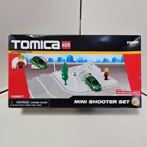 TOMICA HYPER CITY MINI SHOOTER SET NEW TOMY - Picture 1 of 10