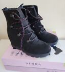 Serra Ladies Wedge Boots Black Sz 7 EUC Invisible Wedge 2.2" Durable Outsole