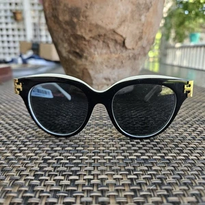 HERMOSAS GAFAS DE SOL TORY BURCH MARFIL Y NEGRO NUEVAS CON ETIQUETAS TY 7209U 53-18-140 - Imagen 1 de 4