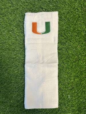 Toalla de fútbol americano Miami Hurricanes | Toalla emitida por el equipo Miami Foto 1 de 3
