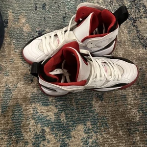 Jordan Two Trey (GS) White Black Gym Red Sneaker DQ8431 10 6.5y - Picture 1 of 7