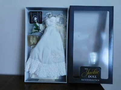 Franklin Mint Jackie Kennedy Vinilo 15 Pulgadas Muñeca Boda Esplendor Conjunto Con Certificado de Autenticidad Foto 1 de 4