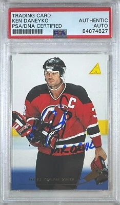 Tarjeta Pinnacle Ken Daneyko Insc 1995 PSA encapsulada New Jersey Devils Foto 1 de 3