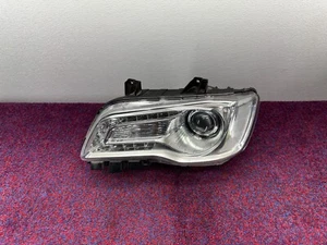 CHRYSLER 300 TOURING 17-23 OEM LEFT DRIVER SIDE HALOGEN HEADLIGHT LIGHT LAMP - Picture 1 of 7