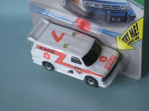 Matchbox Ford Supervan II EMS Ambulancia Luz Sonido Lasertronic 75mm Modelo Coche con - Imagen 1 de 2