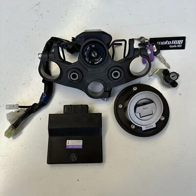 Yamaha MT03 660 2016 Juego de bloqueo de asiento de tanque de encendido y llave ECU computadora CDI Foto 1 de 4