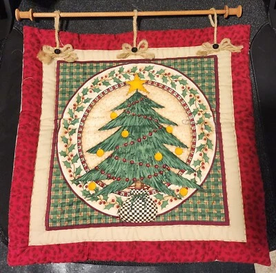 Red/Beige/Green Christmas Tree Mistletoe Checkered Quilted Wall Hanging - Image 1 of 4