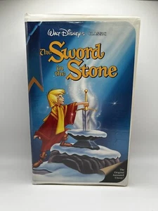 The Sword in the Stone (VHS, 1998) Walt Disneys Classics The Classics - Imagen 1 de 4