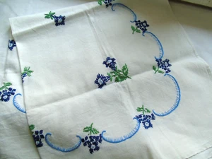 French  cotton linen  vintage tablecloth hand embroidery floral - Picture 1 of 6