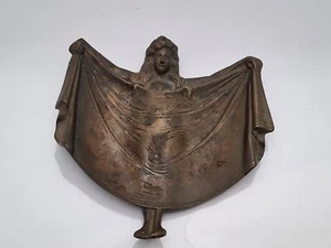 Art Nouveau Bare Bottom Woman Dish - Picture 1 of 15