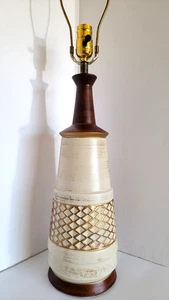 Vtg Mid Century Modern Ecru Gold Brown Diamond Pattern Ceramic Table Lamp - Picture 1 of 9