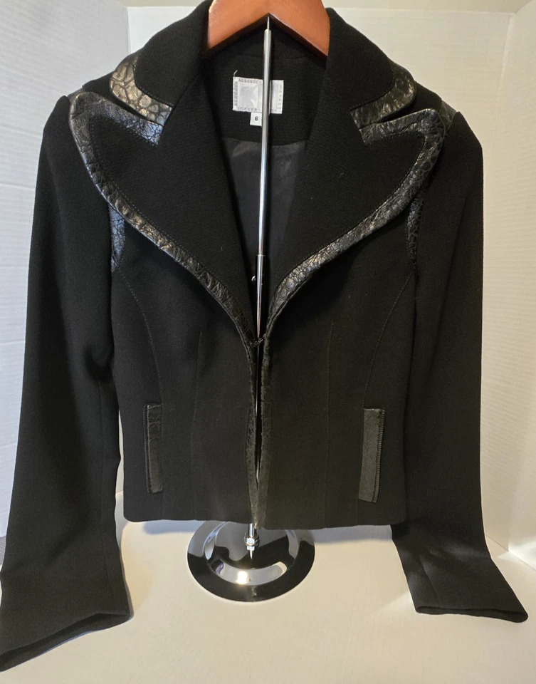 CHAQUETA ALBERTO MAKALI CUERO NEGRO TALLA 6 Foto 1 de 4