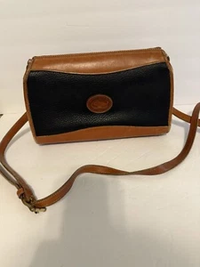 Vintage Dooney and Bourke Crossbody Purse Handbag Bag Pebbled Leather Black - Picture 1 of 12