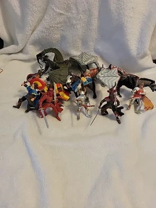 Großes Papo Konvolut Drachen, Ritter und Pferde - Bild 1 von 22