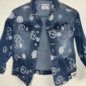 Stranger Things X Justice GIRLS S 7/8 Discharged Denim Jean Jacket Peace Smiley - Picture 1 of 5
