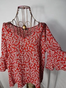 Top donna rosso floreale manica 3/4 scollo a V con maniche a campana taglia 8/10 - Foto 1 di 8