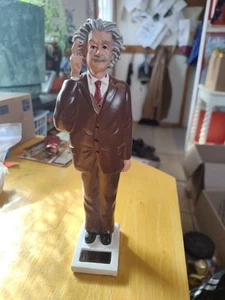 Kikkerland Solar Einstein Figur - Bild 1 von 3