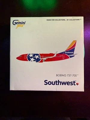 Gemini Jets Southwest Airlines Boeing 737-700 "Tennessee One" escala 1/400 Foto 1 de 3