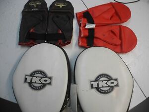 TKO punching hand pads with two sets of gloves (small) 