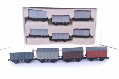 N Gauge 12T Box Van Wagon 6 Pack - Image 1 of 4