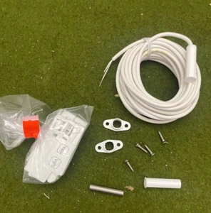 2x GIRA 095302 Tür-FENSTERKONTAKT VdS Alarm weiß - Bild 1 von 4