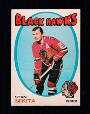 1971-72 STAN MIKITA #125 OPC ** KEY Blackhawks HALL OF FAME Star NHL Hockey Card