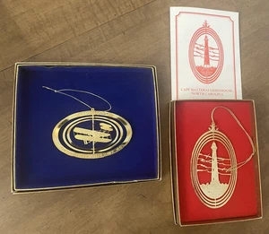 NC Collection Gold Cutout Metal Ornaments Kitty Hawk & Cape Hatteras Gold plate - Picture 1 of 12