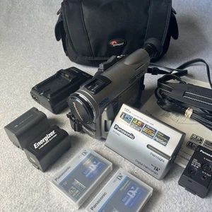 PANASONIC PV-DV900D w/ Tapes Batteries Carry Case Manual AV Adapter Tested - Picture 1 of 18