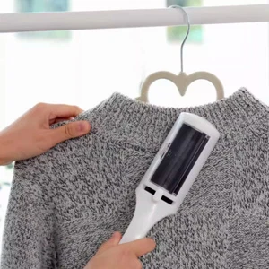 Clothes Lint Remover Electrostatic Brush Portable Sweater Lint Removal Brush_D - Picture 1 of 7