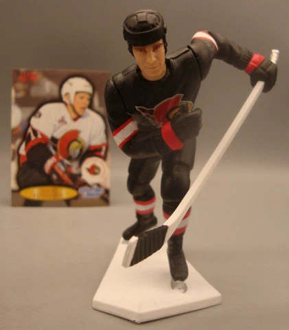1997 LOOSE STARTING LINEUP SLU FIGURE DANIEL ALFREDSSON OTTAWA SENATORS Cover