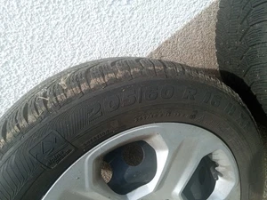 Winterreifen Semperit 4Lochfelge 6 1/2 J X 16 H 2 - Bild 1 von 4