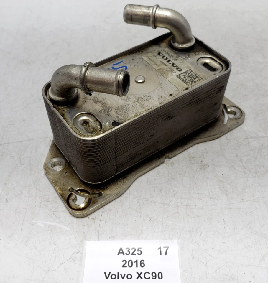 ✅ Enfriador de aceite de motor de gasolina Volvo XC90 2016-2024 2,0 L fabricante de equipos originales Foto 1 de 4