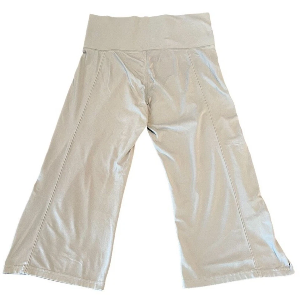 BEYOND YOGA Fold Over Waist Wide Leg Cropped Leggings L Gray Workout Gym Comfy - Image 1 of 4