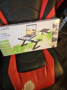 Supporto Tavolo Portatile Rialzo Regolabile: Portatile con Tappetino Mouse Completamente Ergonomico - Foto 1 di 5