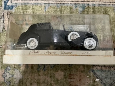 Vintage 1939 Rolls Royce Phantom III, 5 Inch Diecast 1/43 Model, Solido, France - Image 1 of 3