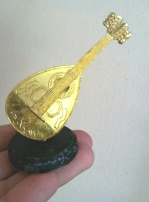 Pequeña estatuilla de metal fundido MANDOLINA regalo realista instrumento musical tocar lindo XG Foto 1 de 4