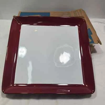 Pampered Chef  ~  Medium Square Plate w/ Cranberry Accent (Set of 2) Item # 2025 - Image 1 of 3