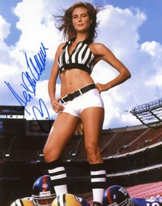 FOTO 11x14 firmada por Heidi Klum modelo SI VICTORIA SECRET SUPERMODELO AGT BECKETT - Imagen 1 de 3