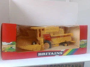 9571 Britains 1:32 Farm Boxed Diecast BRITAINS Harvester Maize Head 1997 1/32 - Picture 1 of 6