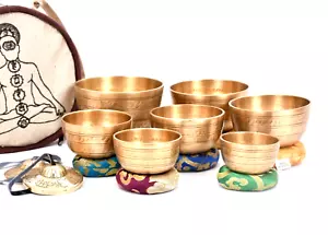 Set di sette ciotole da canto battute a mano - migliori per meditazione e consapevolezza - Nepal - Foto 1 di 5