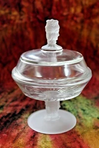 VNTG WRIGHT PATTERN GLASS 3 FACE DESIGN 6.5" CANDY DISH COMPOTE W/ LID - Picture 1 of 12