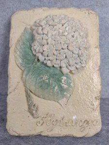 Placa de pared temática de flores de cerámica - Hortensia 7" x 5" - Imagen 1 de 6