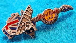 GUITARRA MAPA BANDERA AUSTRALIANA SURFERS PARADISE 3D VELERO Hard Rock Café PIN LE - Imagen 1 de 1