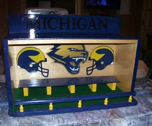 Michigan Wolverines bobble head display case felt floor shipped dis-assembled - Picture 1 of 12