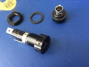 91024P Fuse Receptacle - Picture 1 of 5