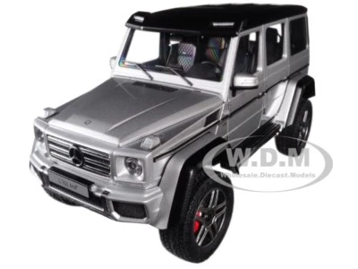 COCHE MODELO MERCEDES BENZ G500 4X4 2 PLATA 1/18 DE AUTOART 76318 Foto 1 de 4