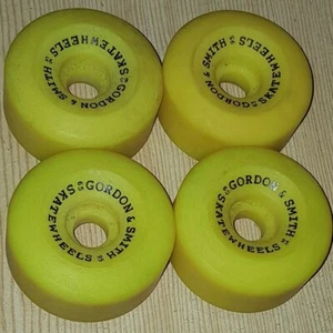 G&S - Skateboard Wheels - Yellow - 65mm 95a - Vintage '80s Old School - Picture 1 of 2